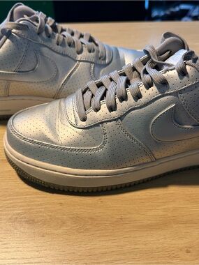 Nike Air Force 1 Low '07 LV8 'Silver'